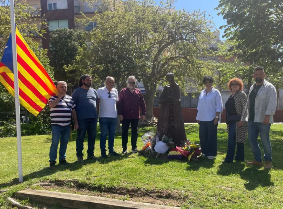 Erc Guíxols ret homenatge a les víctimes del franquisme i commemora la República Catalana