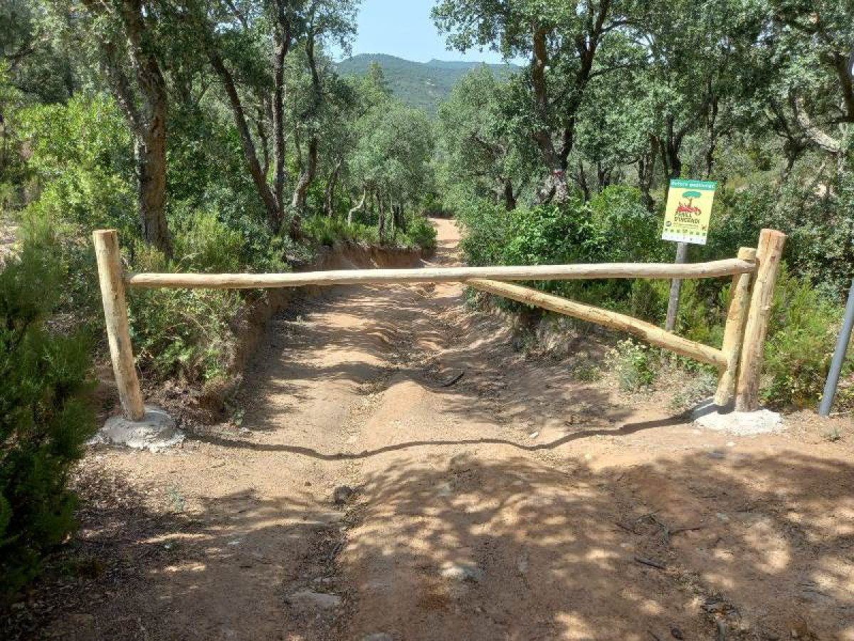 Demanem que es valori el tancament temporal dels accessos al Massís d’Ardenya-Cadiretes mentre es mantingui el risc elevat d’incendi
