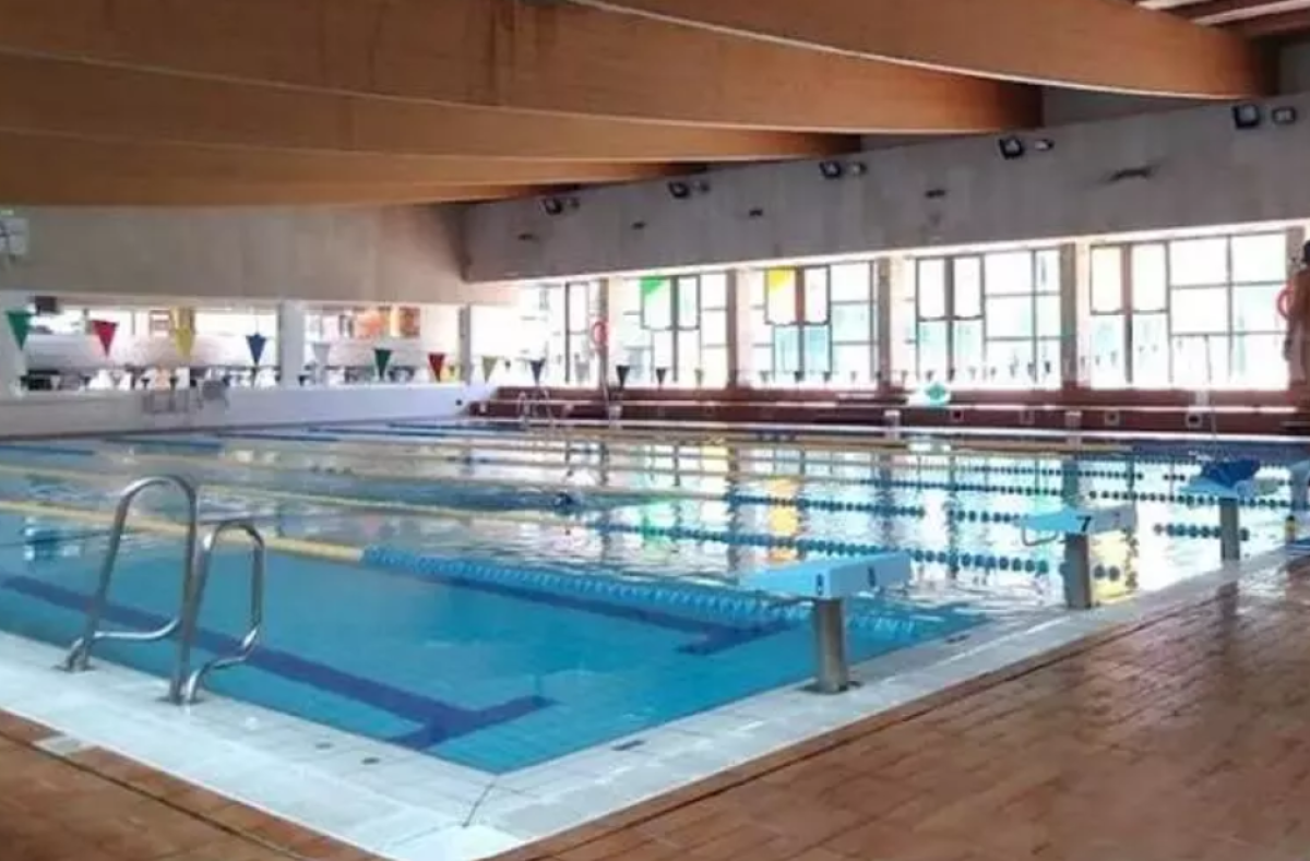 Dos mesos amb la Piscina Municipal suspenent activitats degut a la manca de manteniment