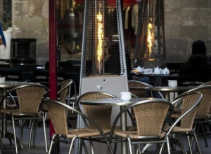 Adéu a les estufes de gas de les terrasses de bars i restaurants